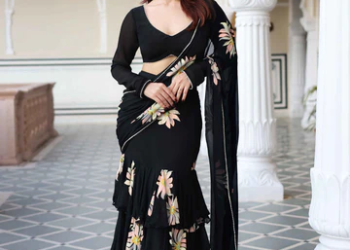 Mystic Drape – Ombre Crepe Saree with Subtle Shimmer