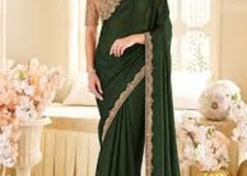 Crimson Grace – Plain Georgette Saree with Lace Border